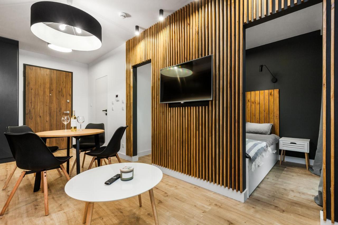 Uroczy Apartament W Sercu Starego Miasta Danzica Esterno foto